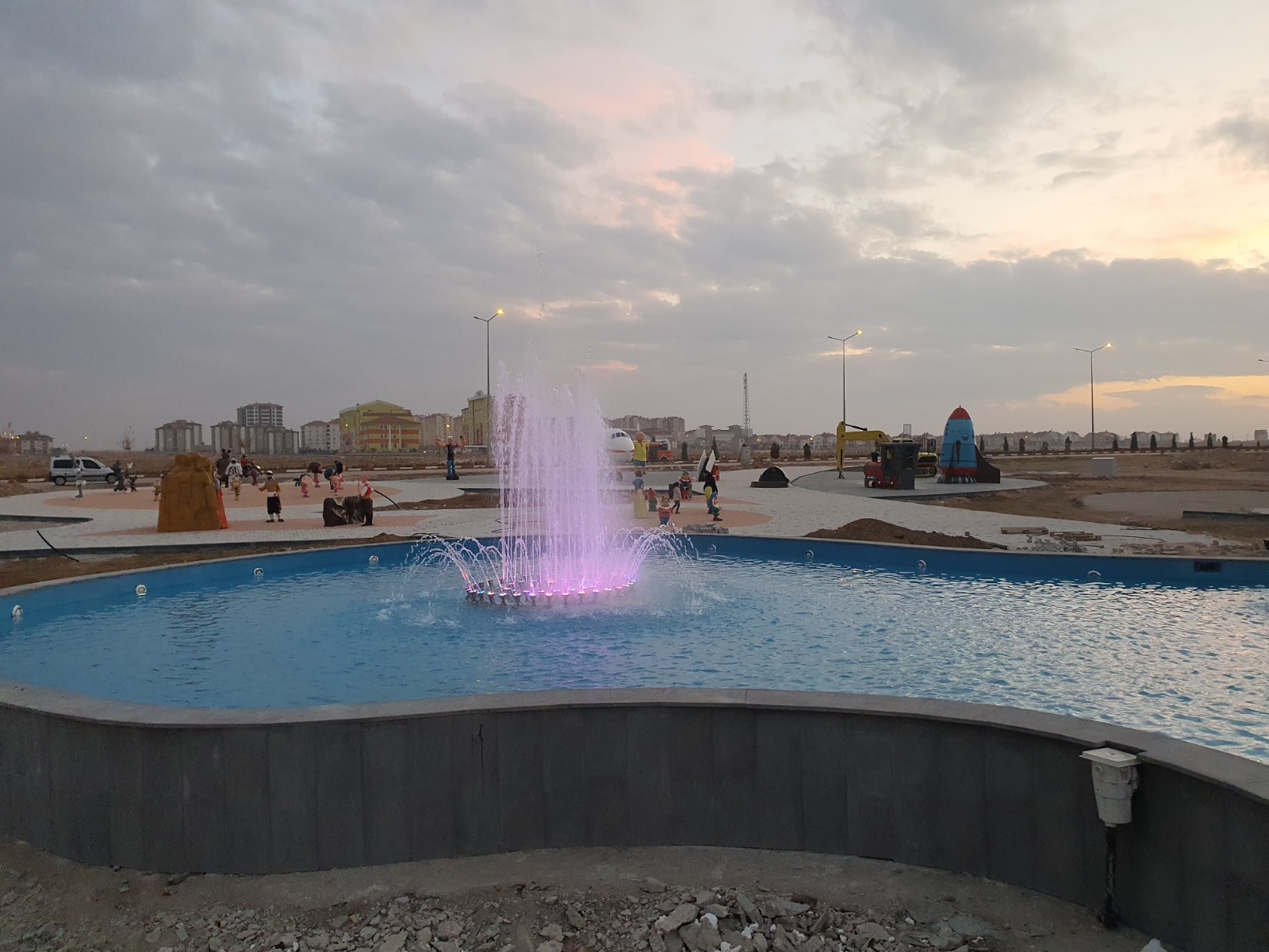 santem süs havuzu projeleri
